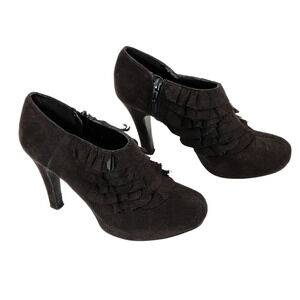 Madden Girl Faux Suede Bootie sz 7.5 Women Raleigh Heeled Black Ruffles Zip 3.5"